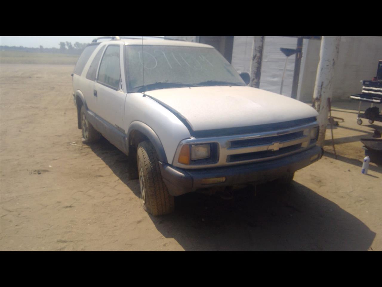 https://f005.backblazeb2.com/file/img-partshotlines-com/Inventory/EX989/Vehicle/2133_05.jpg