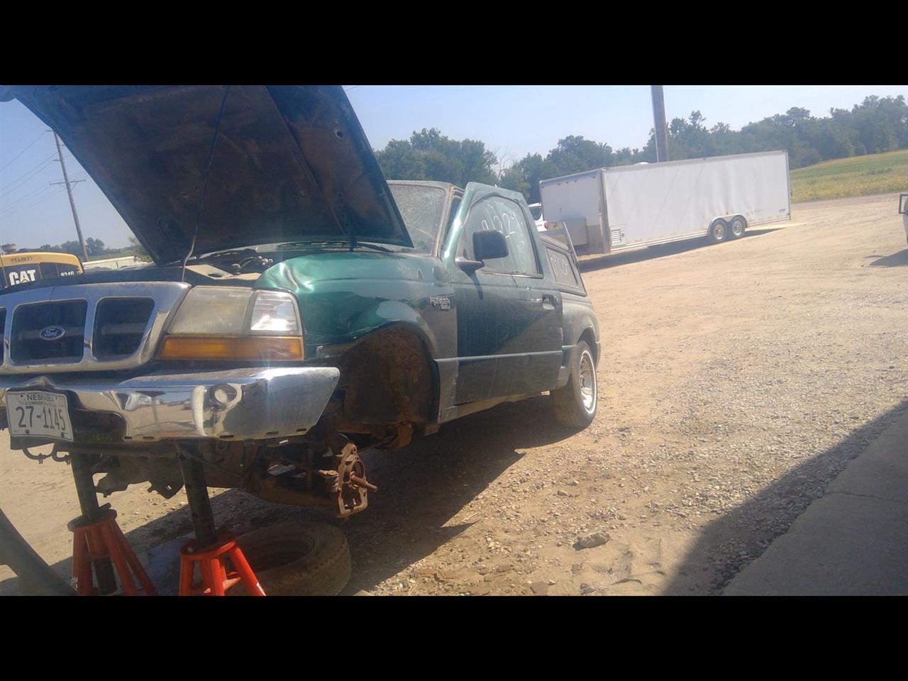 https://f005.backblazeb2.com/file/img-partshotlines-com/Inventory/EX989/Vehicle/2134_01.jpg