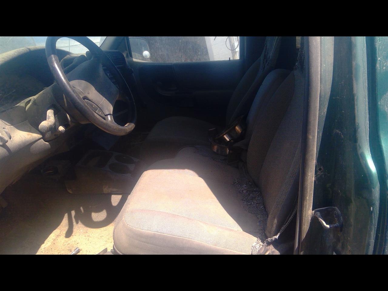 https://f005.backblazeb2.com/file/img-partshotlines-com/Inventory/EX989/Vehicle/2134_05.jpg
