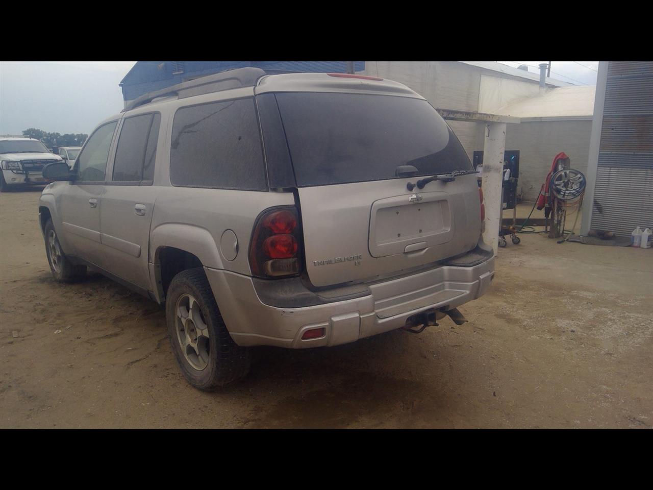 https://f005.backblazeb2.com/file/img-partshotlines-com/Inventory/EX989/Vehicle/2138_02.jpg