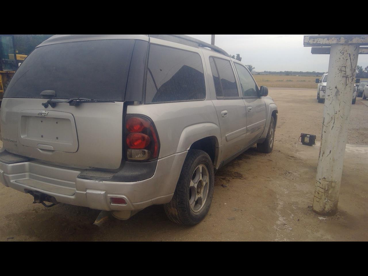https://f005.backblazeb2.com/file/img-partshotlines-com/Inventory/EX989/Vehicle/2138_03.jpg