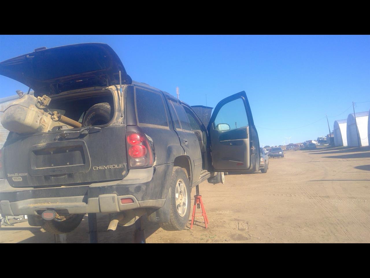 https://f005.backblazeb2.com/file/img-partshotlines-com/Inventory/EX989/Vehicle/2140_03.jpg
