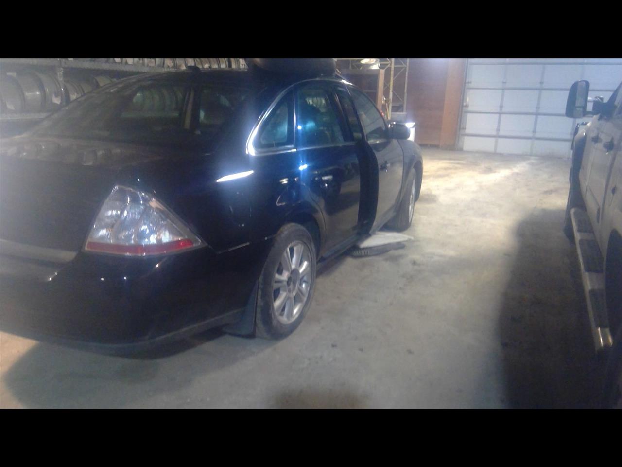 https://f005.backblazeb2.com/file/img-partshotlines-com/Inventory/EX989/Vehicle/2184_04.jpg