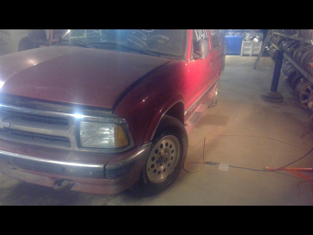 https://f005.backblazeb2.com/file/img-partshotlines-com/Inventory/EX989/Vehicle/2202_01.jpg