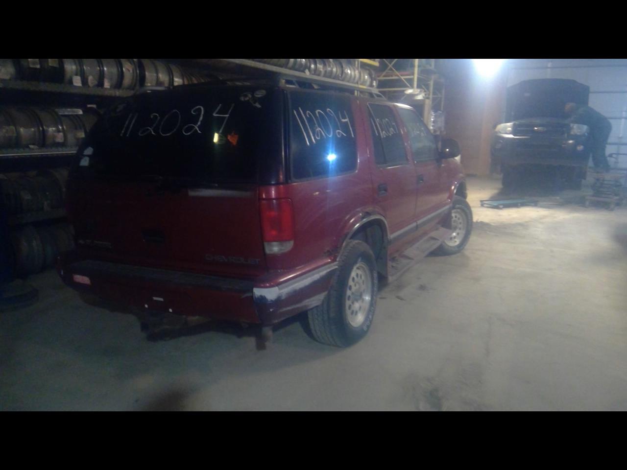 https://f005.backblazeb2.com/file/img-partshotlines-com/Inventory/EX989/Vehicle/2202_03.jpg