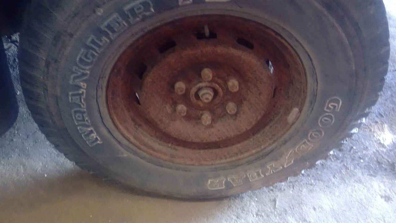 https://f005.backblazeb2.com/file/img-partshotlines-com/Inventory/EX989/Vehicle/2470_06.jpg