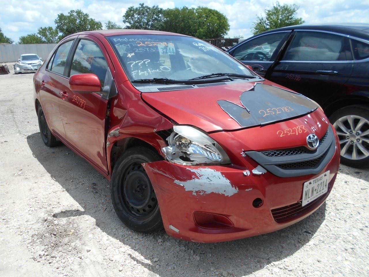 https://f005.backblazeb2.com/file/img-partshotlines-com/Inventory/EX997/Vehicle/6311_01.jpg