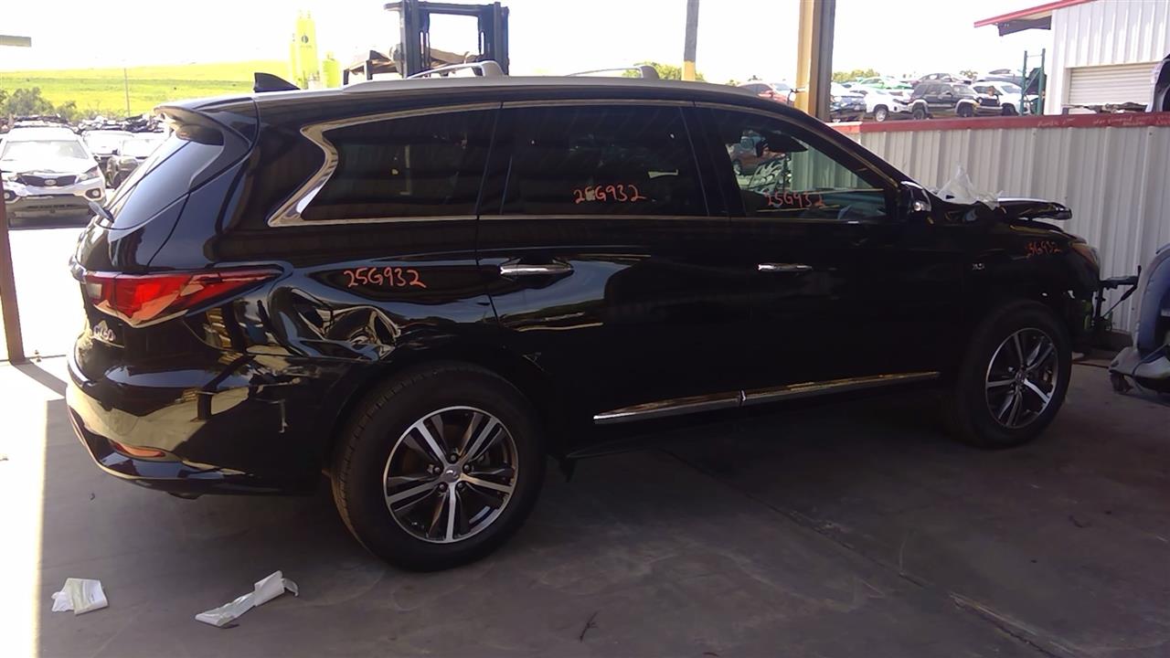 Vehicle/100957_10.jpg