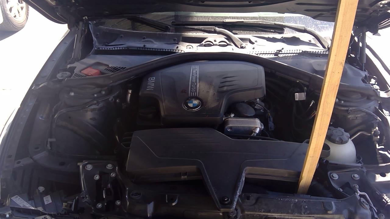 Vehicle/102034_02.jpg