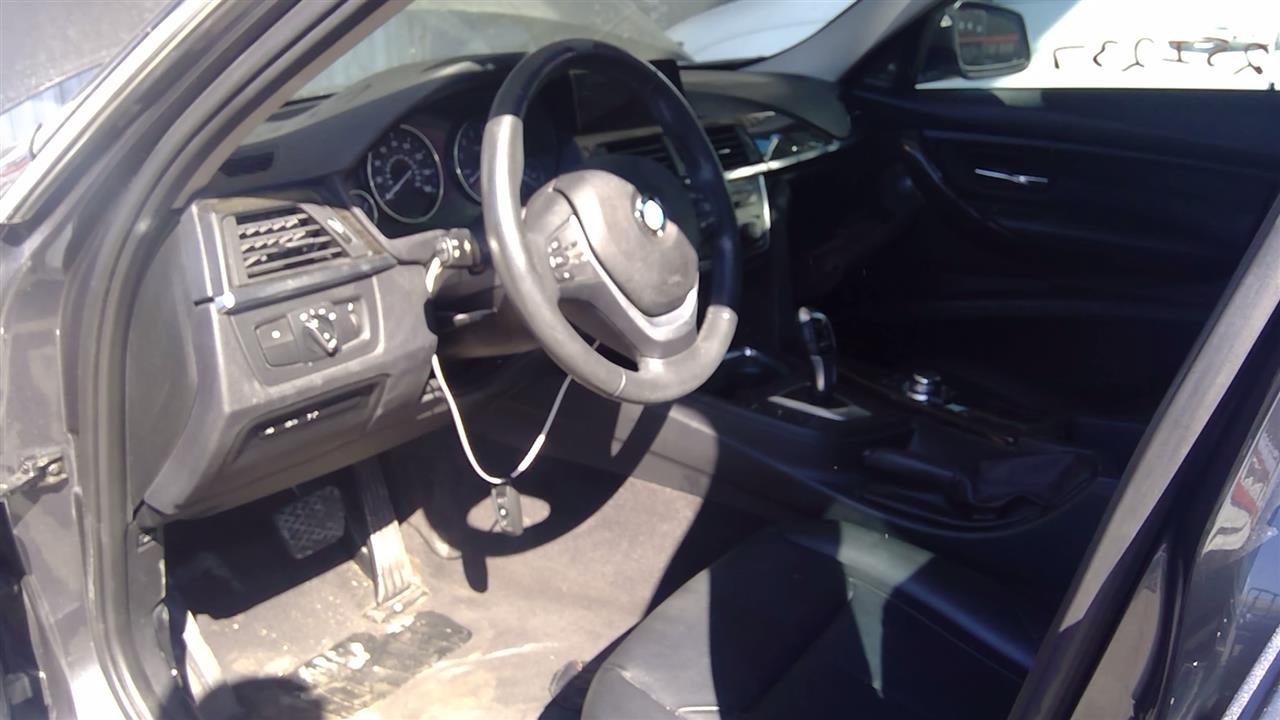 Vehicle/102034_05.jpg