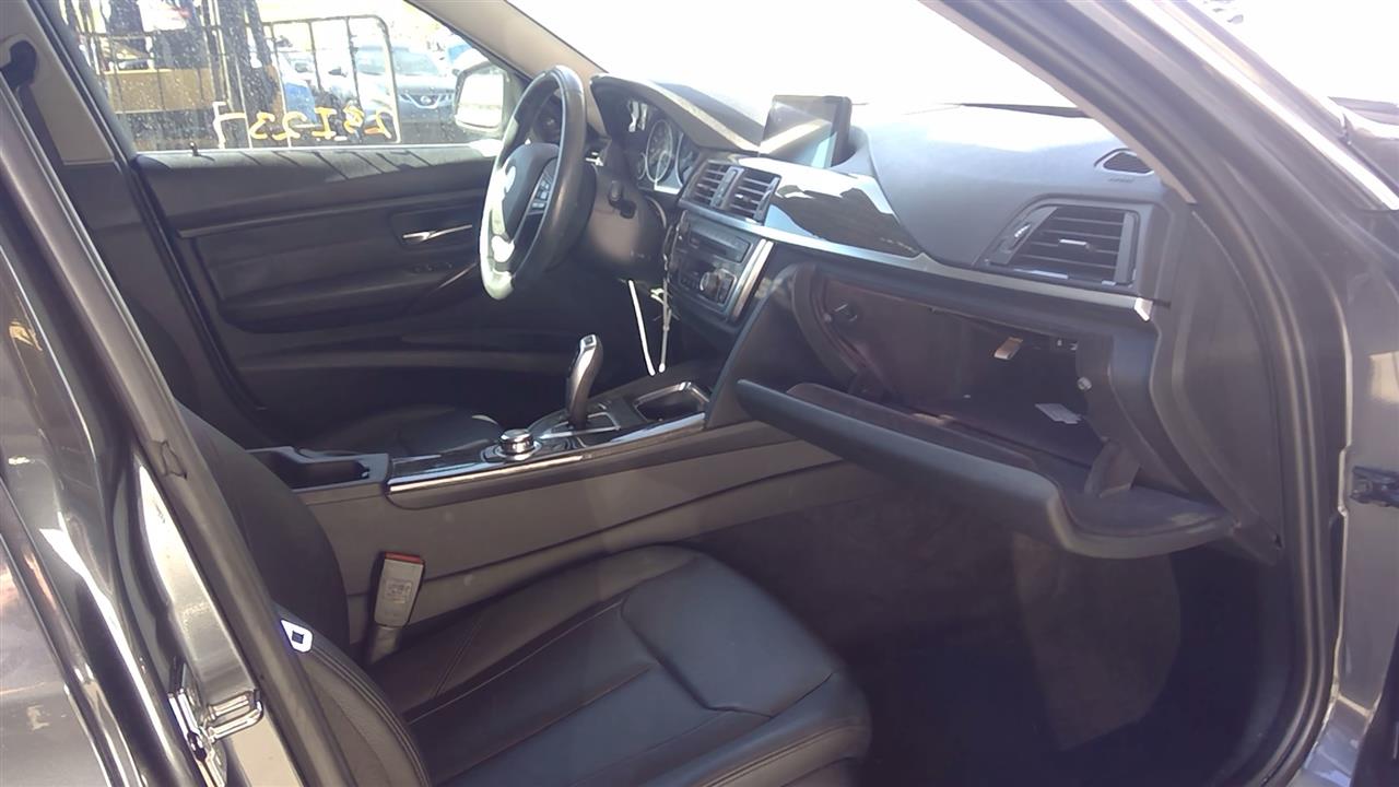 Vehicle/102034_07.jpg