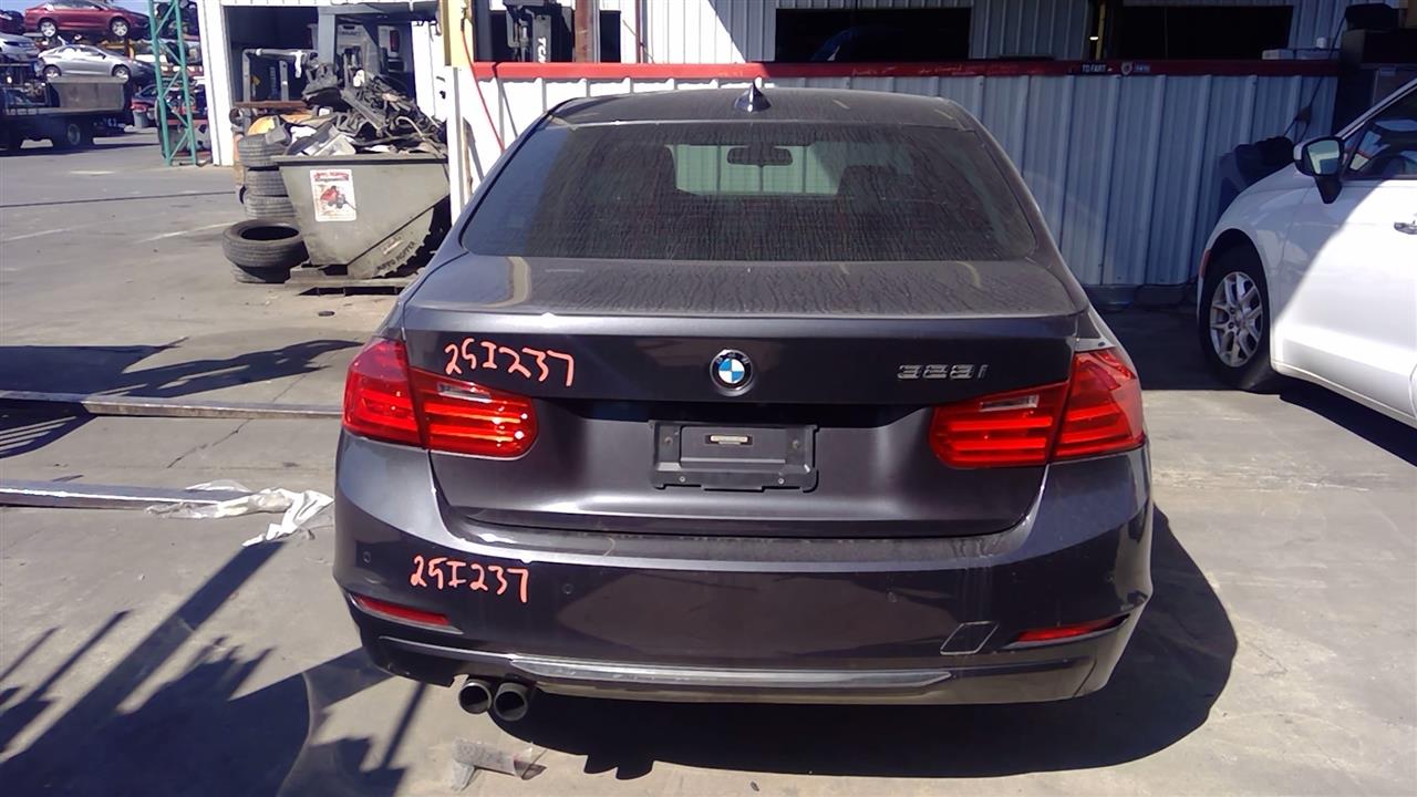 Vehicle/102034_12.jpg