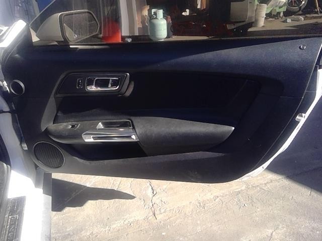 Vehicle/104732_06.jpg