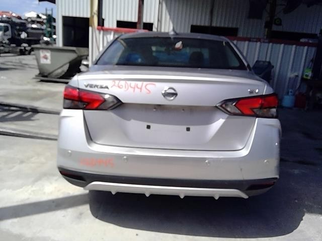 Vehicle/105990_11.jpg