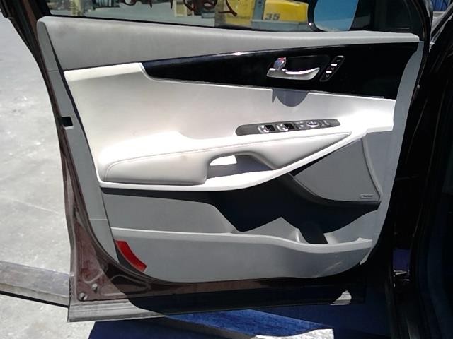 Vehicle/106085_04.jpg