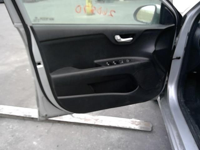 Vehicle/106338_04.jpg