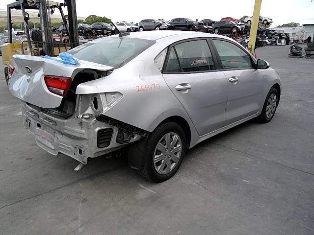 Vehicle/106338_11.jpg