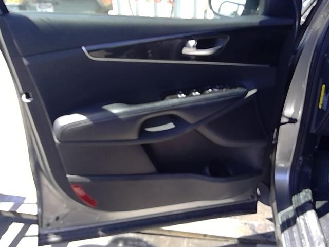 Vehicle/106509_04.jpg