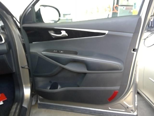 Vehicle/106509_06.jpg
