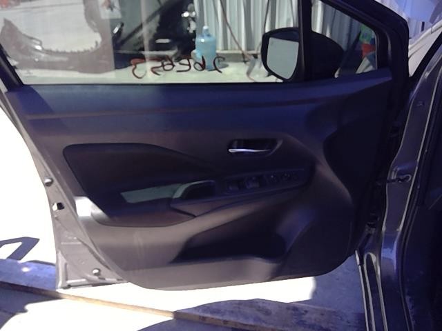 Vehicle/106571_04.jpg