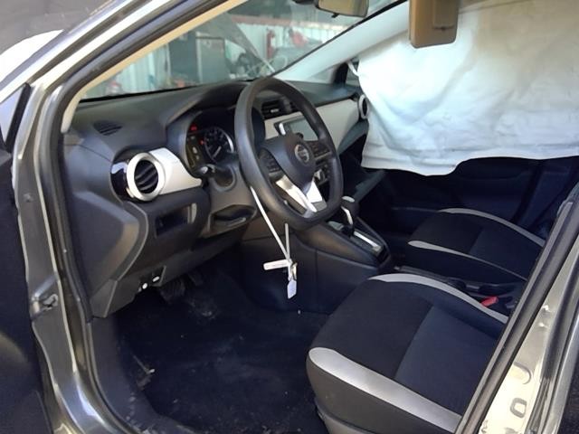 Vehicle/106571_05.jpg