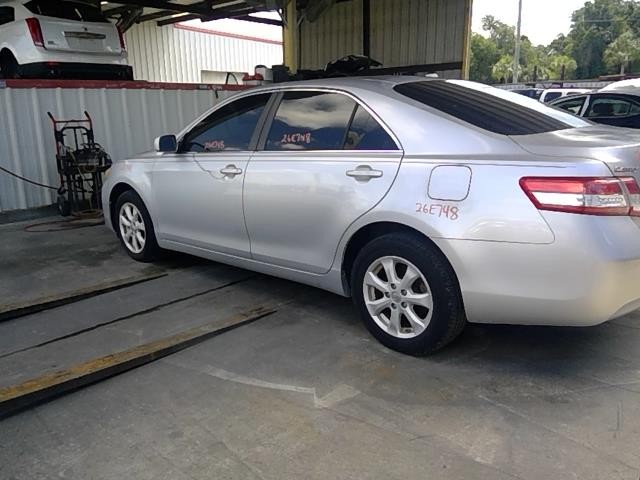 Vehicle/106845_11.jpg