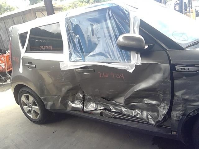 Vehicle/107308_08.jpg
