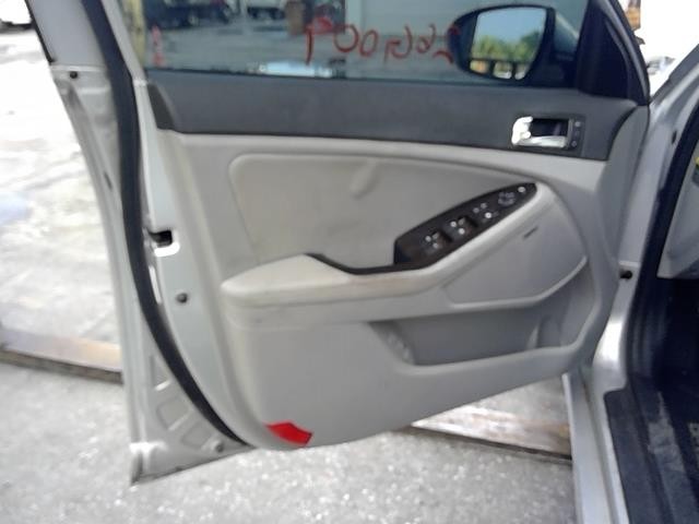 Vehicle/107638_04.jpg