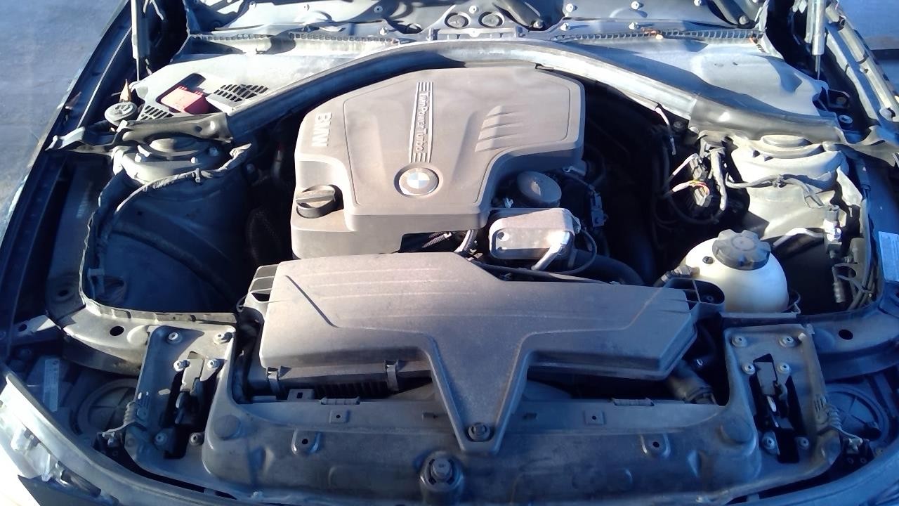 Vehicle/107654_02.jpg