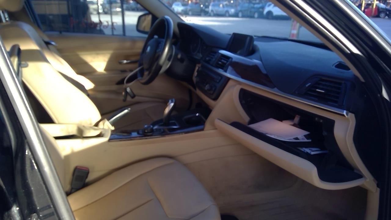Vehicle/107654_07.jpg