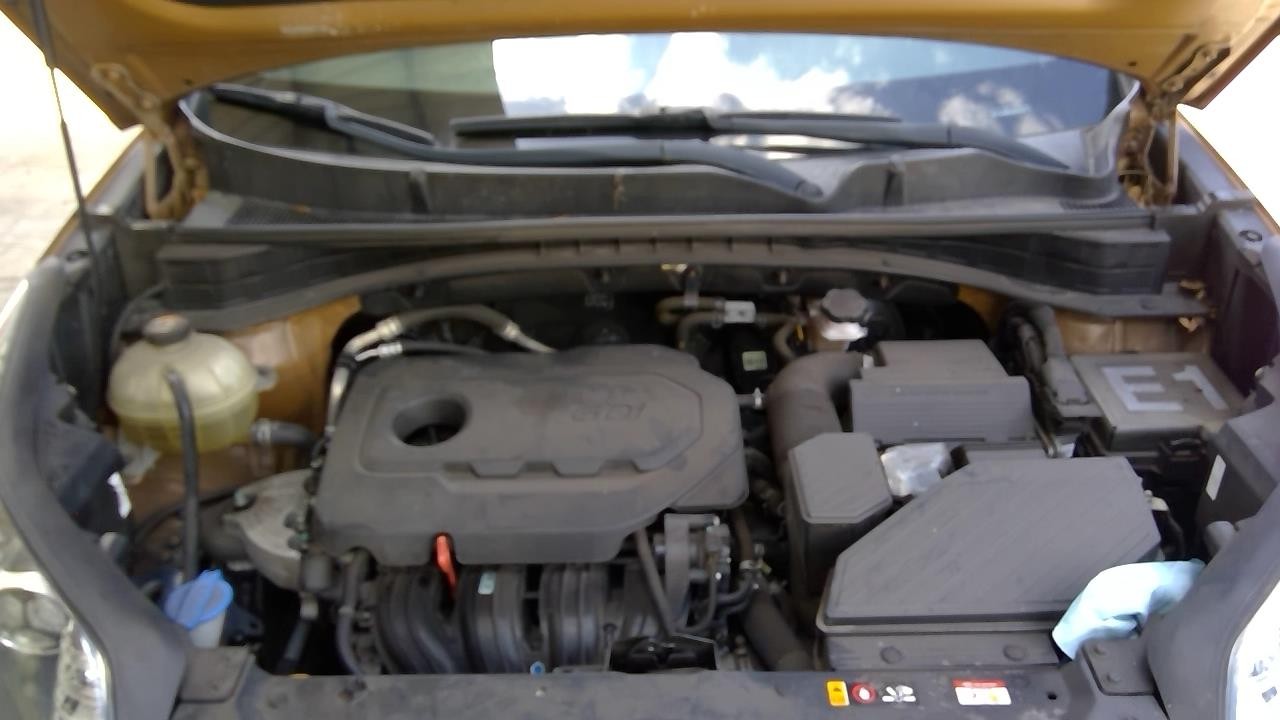Vehicle/108025_02.jpg