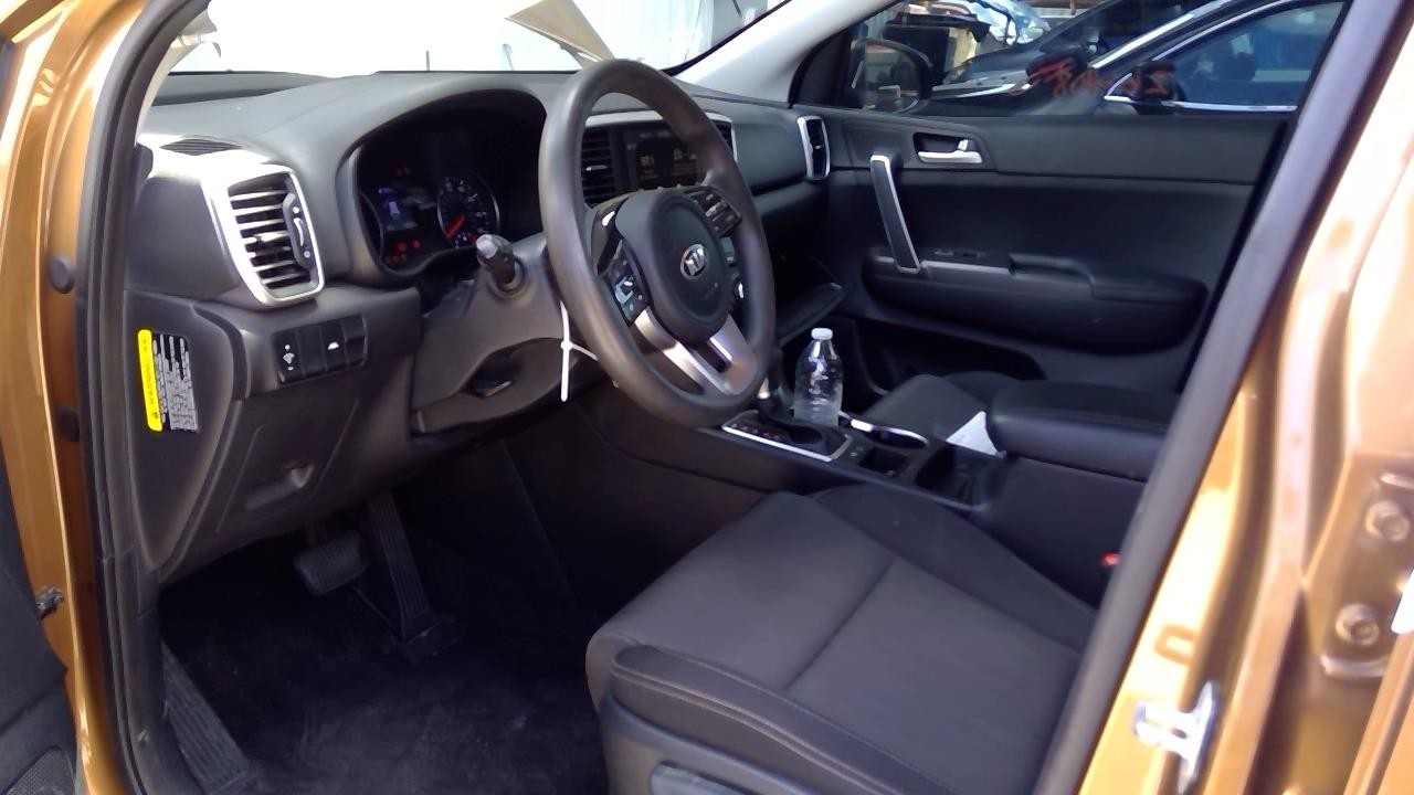 Vehicle/108025_05.jpg