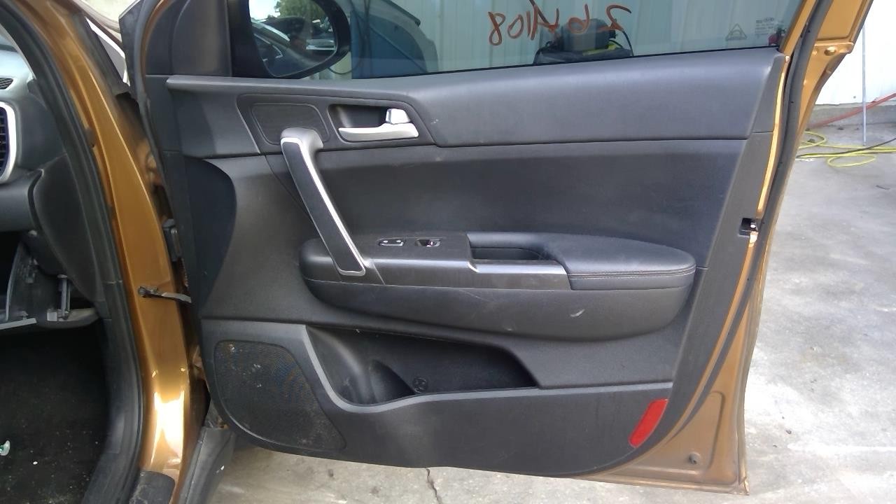Vehicle/108025_06.jpg