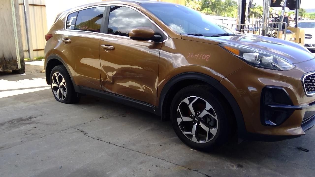 Vehicle/108025_09.jpg