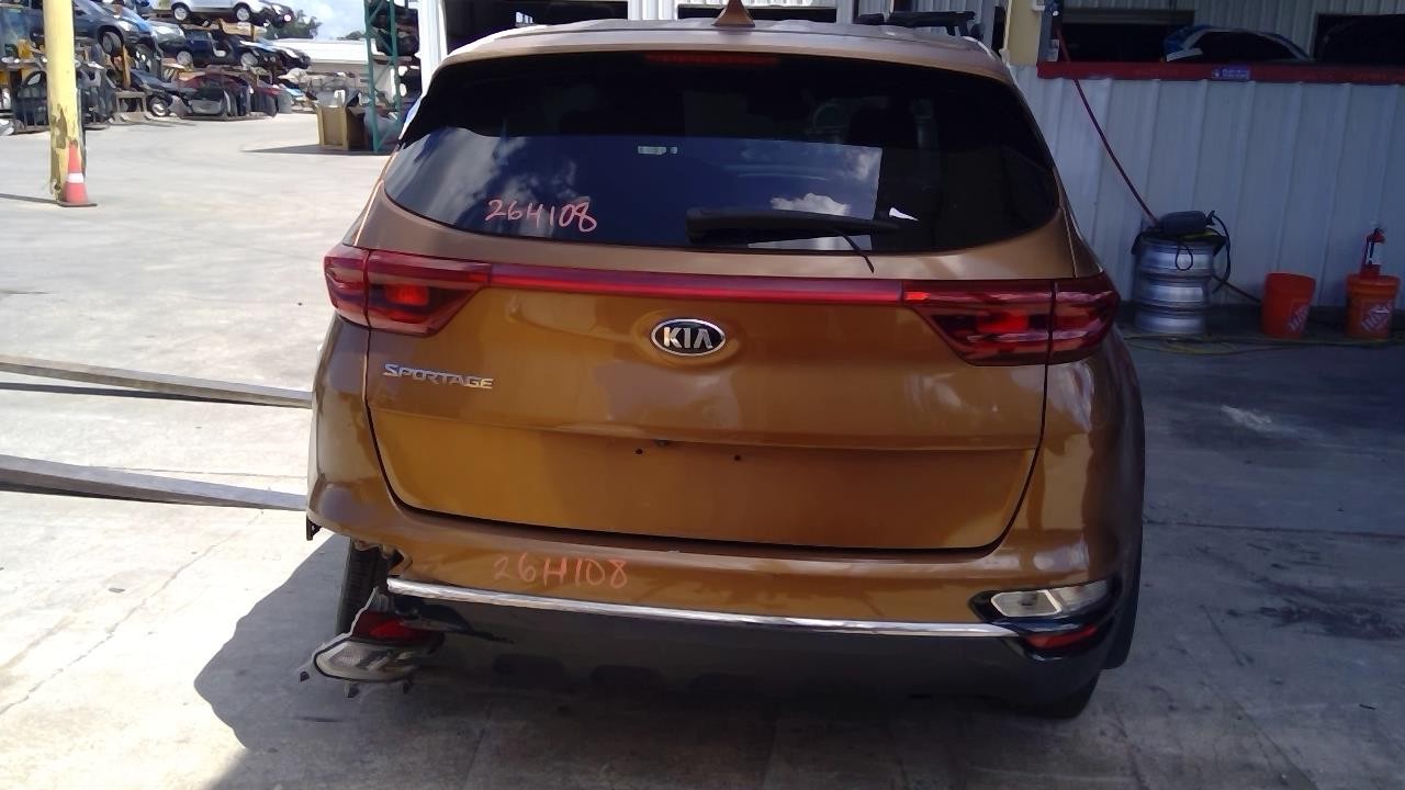 Vehicle/108025_12.jpg