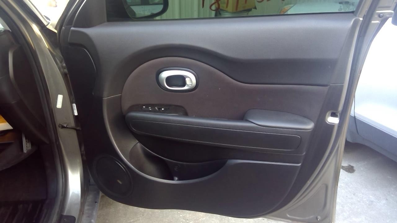 Vehicle/108275_06.jpg