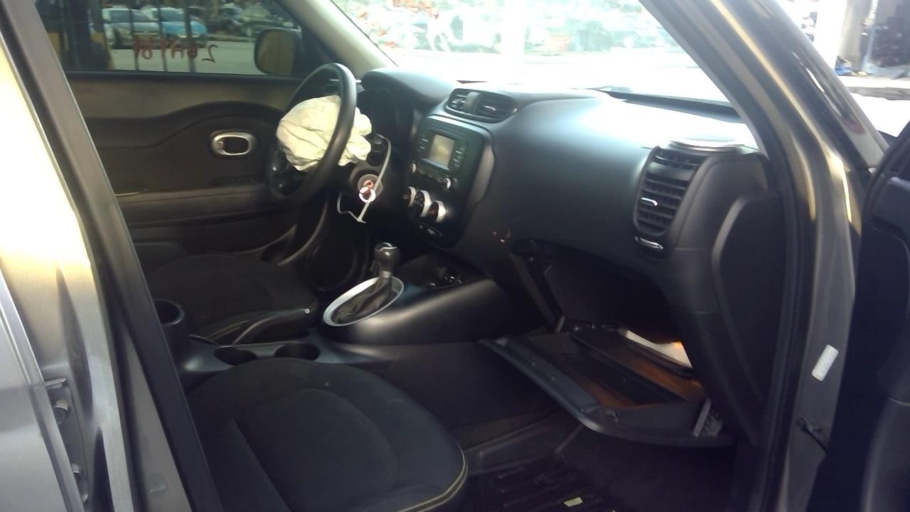 Vehicle/108275_07.jpg