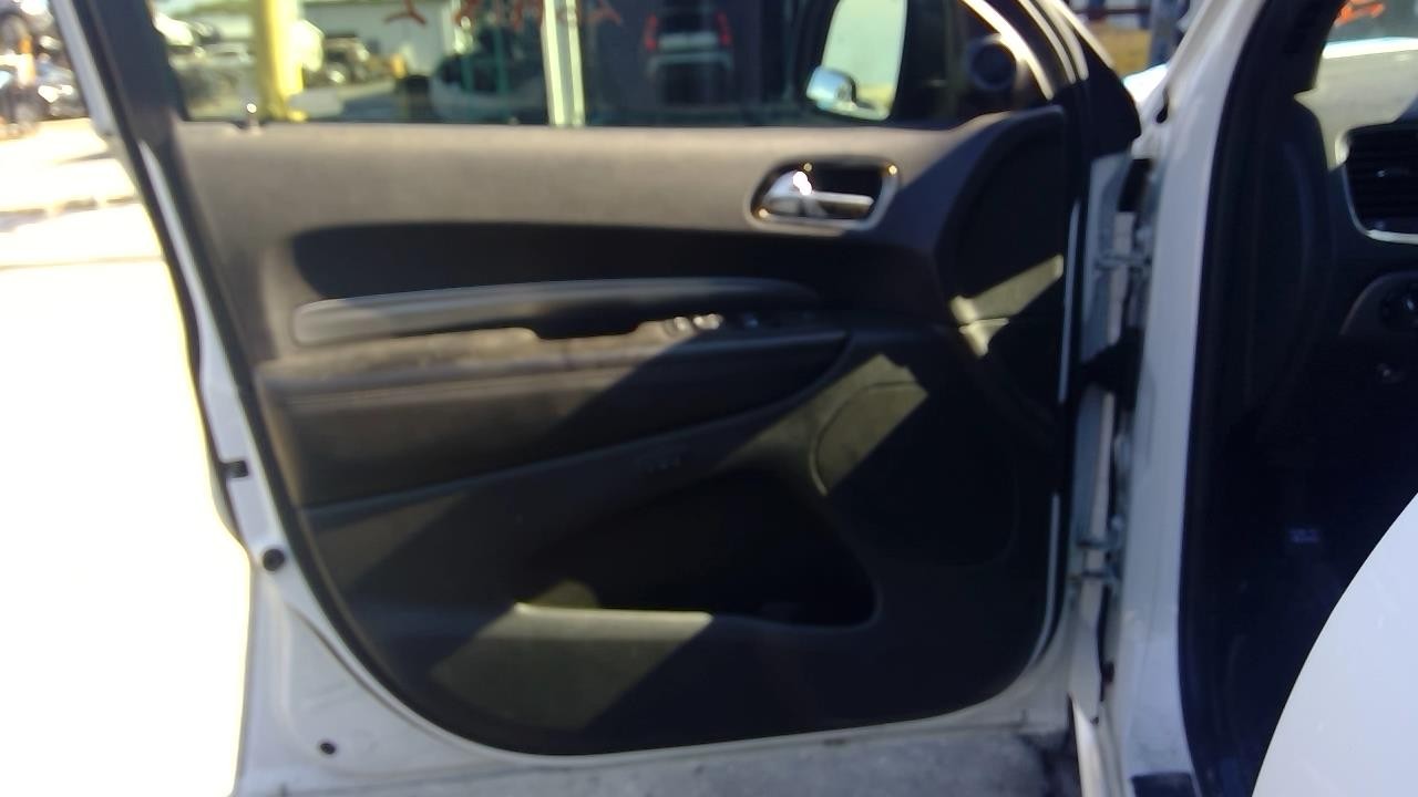 Vehicle/108276_05.jpg