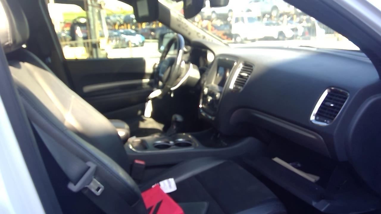 Vehicle/108276_08.jpg