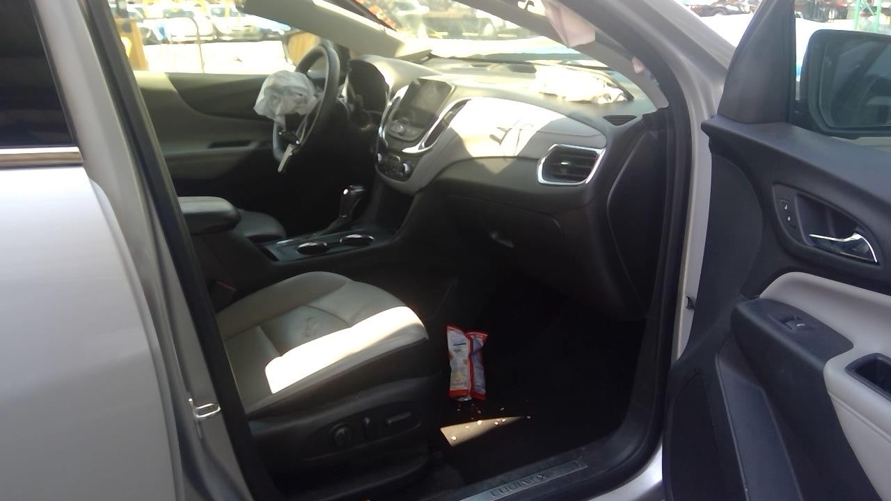 Vehicle/108277_07.jpg