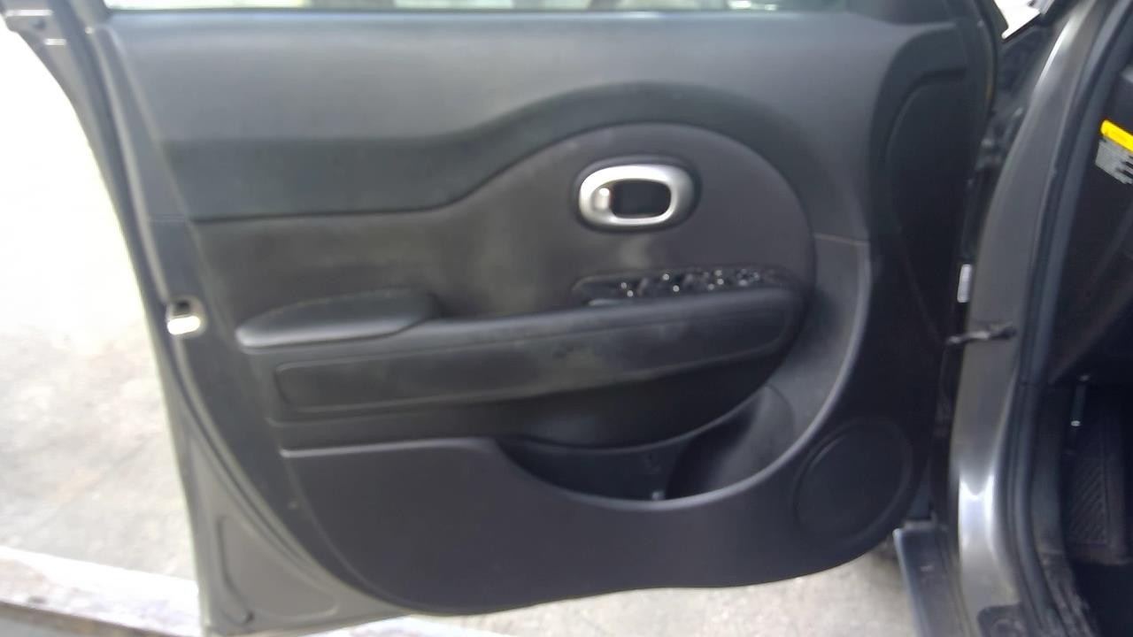 Vehicle/108335_04.jpg