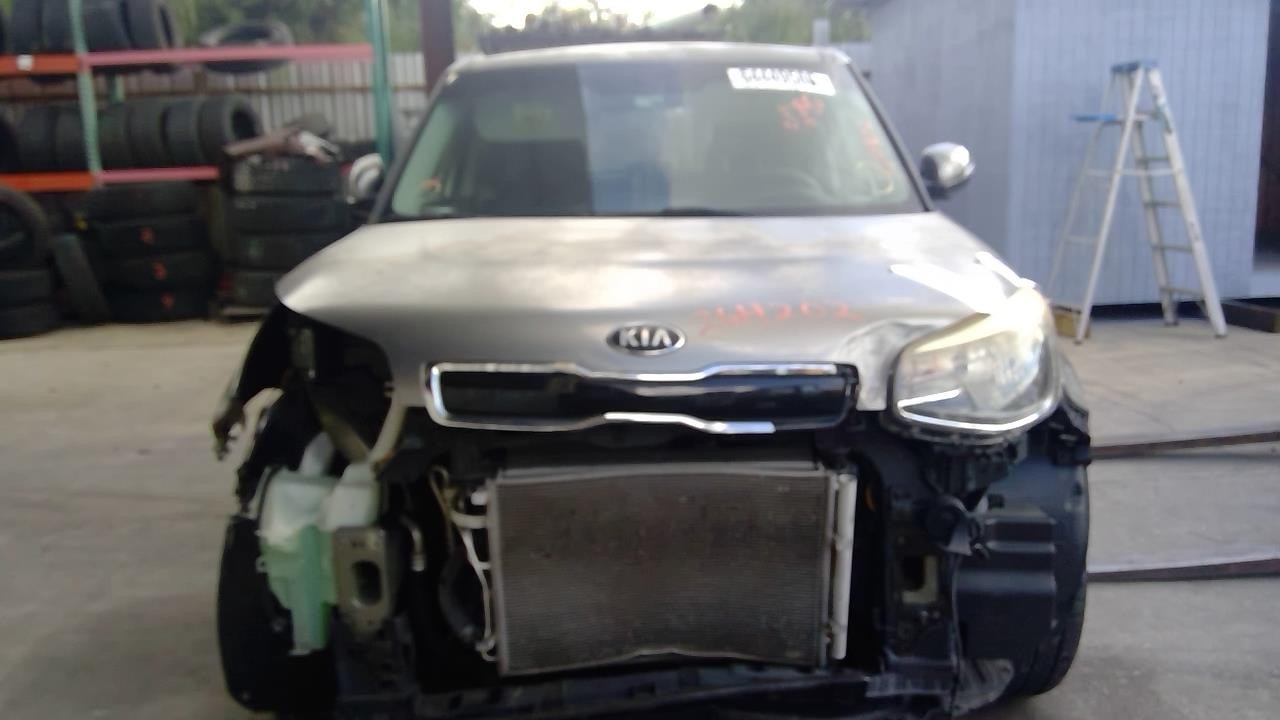 Vehicle/108335_08.jpg