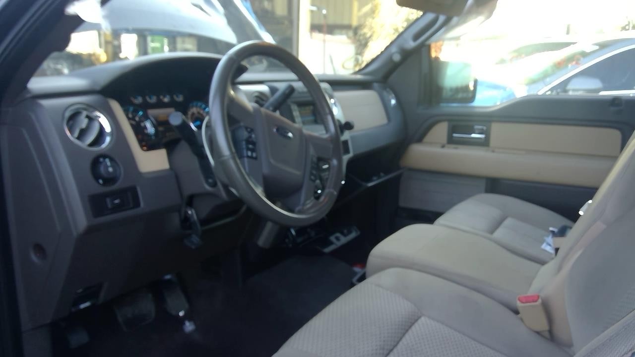 Vehicle/108345_05.jpg