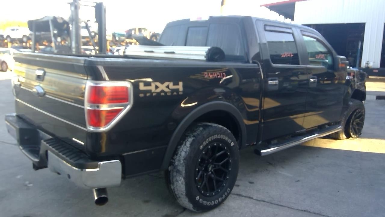 Vehicle/108345_11.jpg