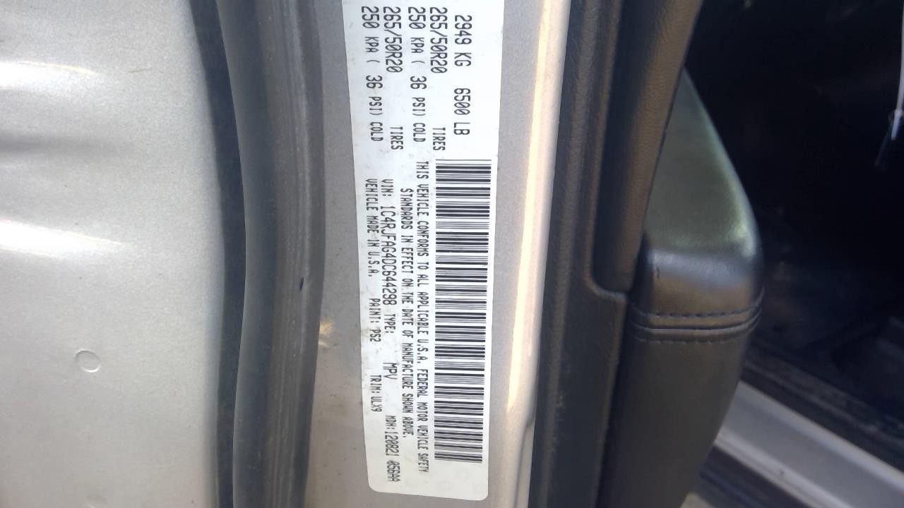 Vehicle/108346_04.jpg