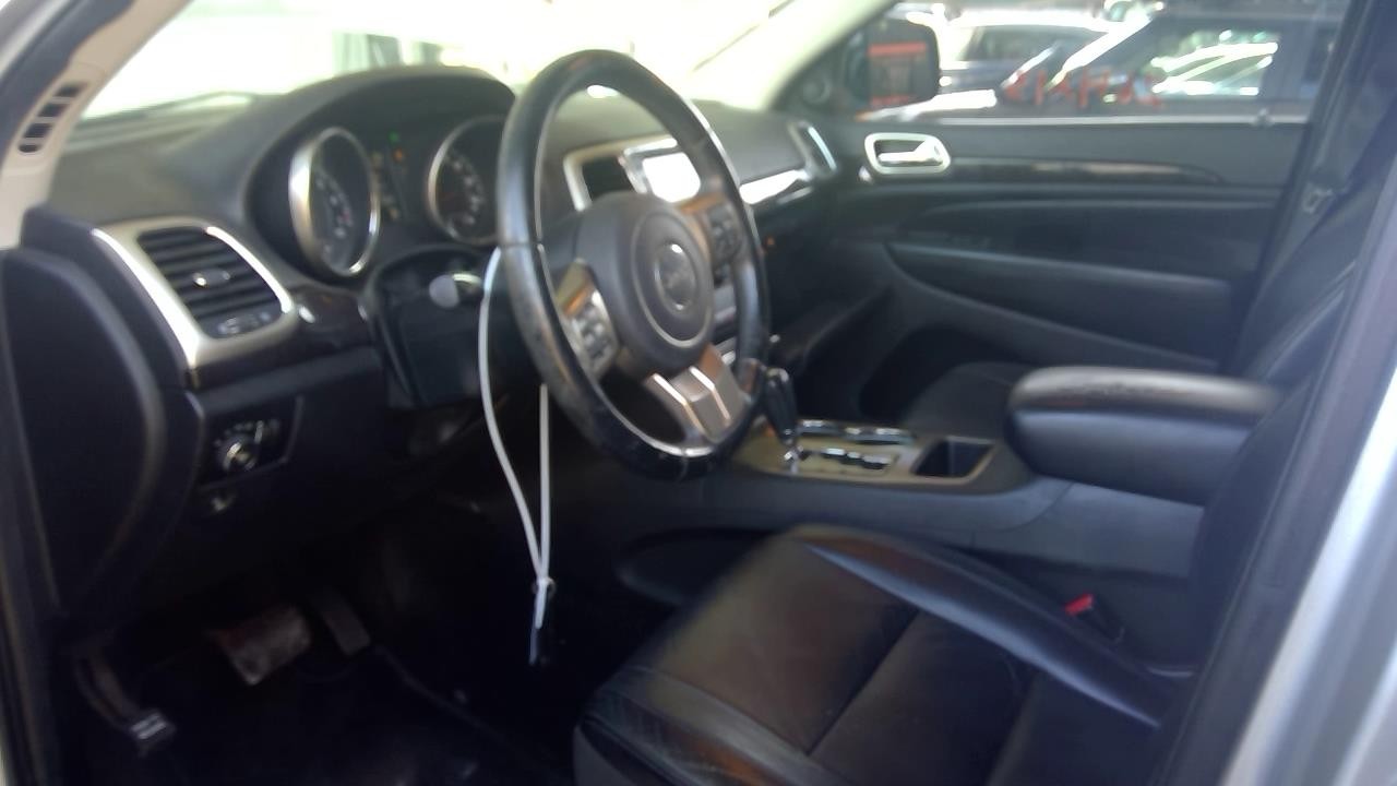 Vehicle/108346_06.jpg