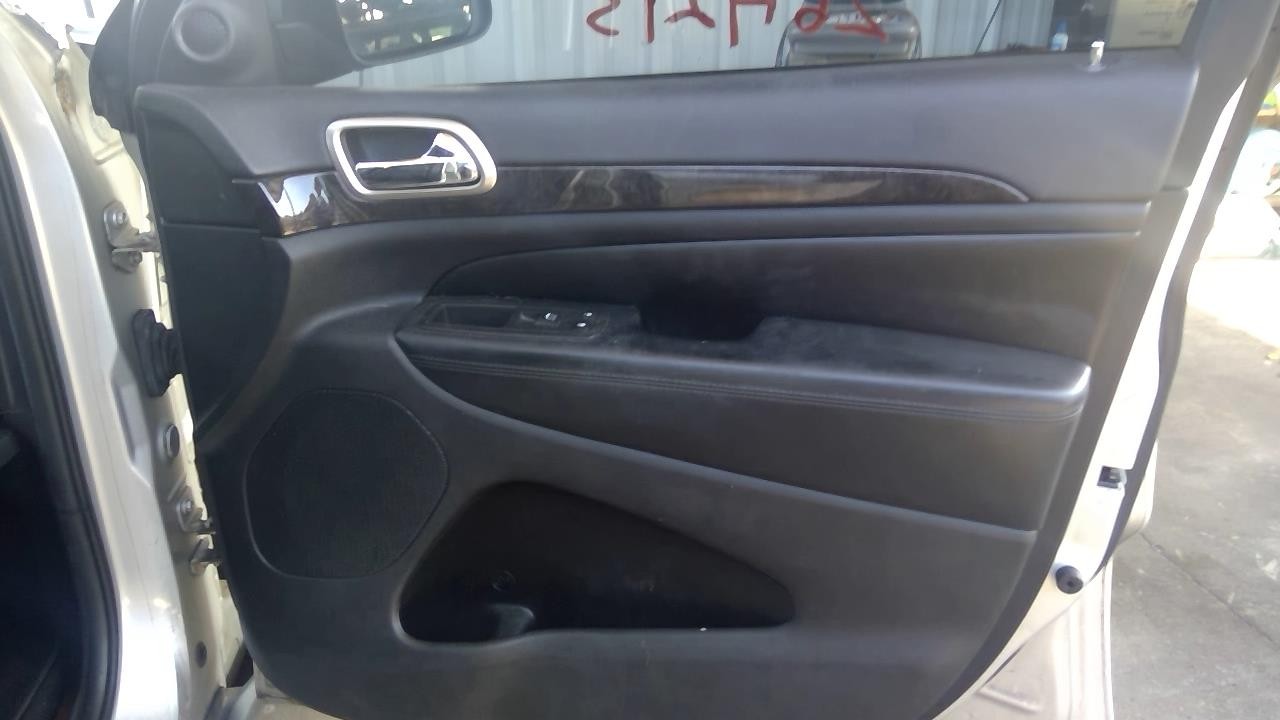 Vehicle/108346_07.jpg