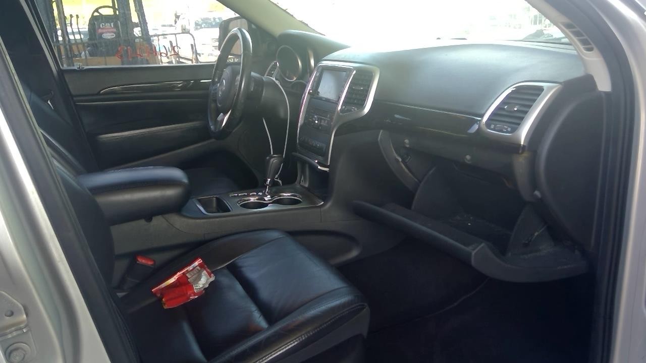 Vehicle/108346_08.jpg