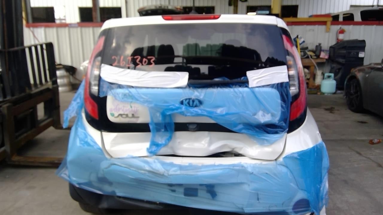Vehicle/108585_12.jpg