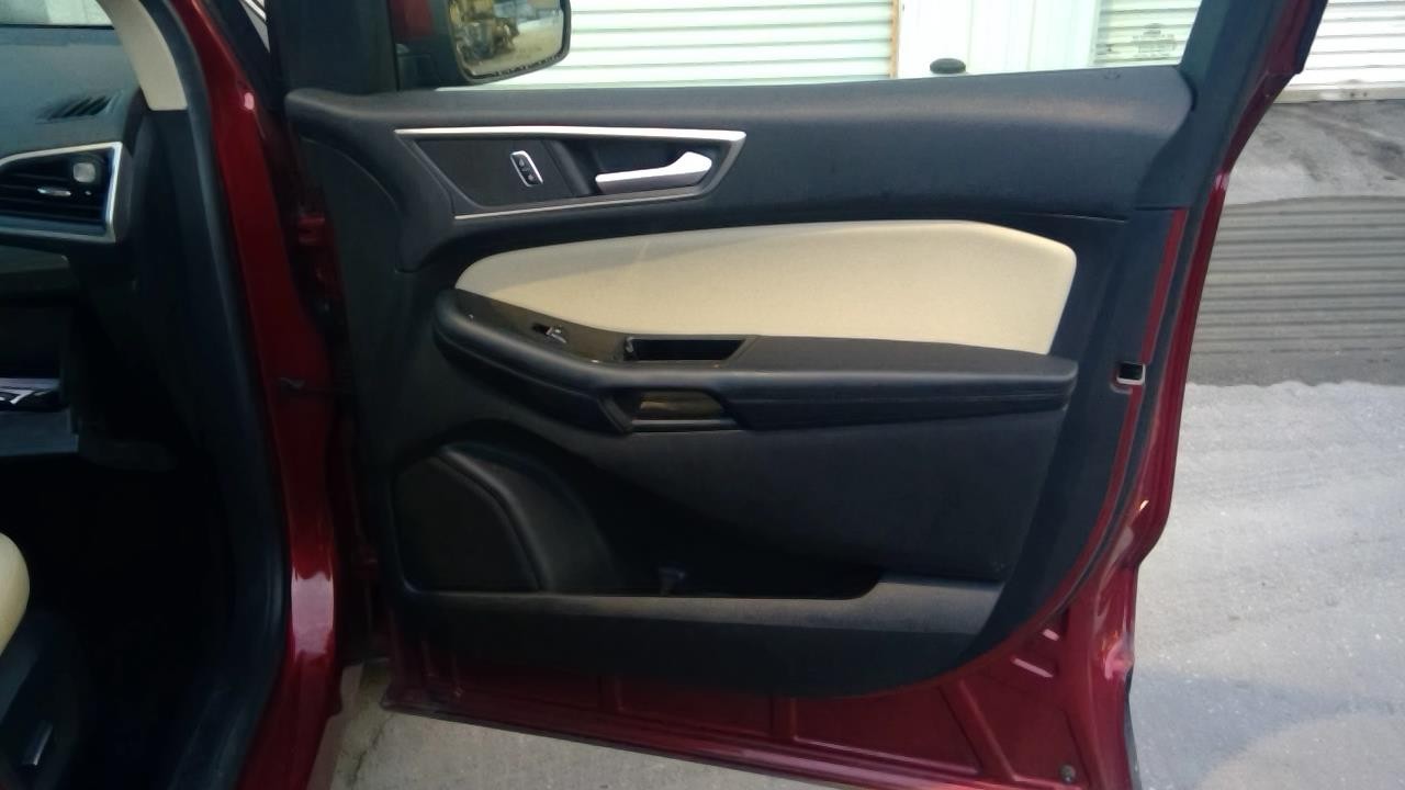 Vehicle/108608_06.jpg
